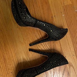 B.C.B.G. Black Sparkle Pump Heel